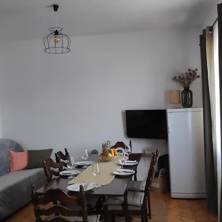 Octopus Apartment
